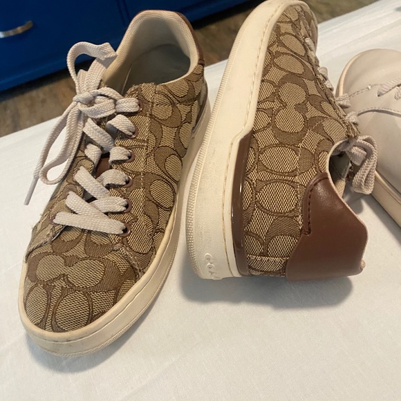 Coach sneakers size 6 - Picture 1 of 5